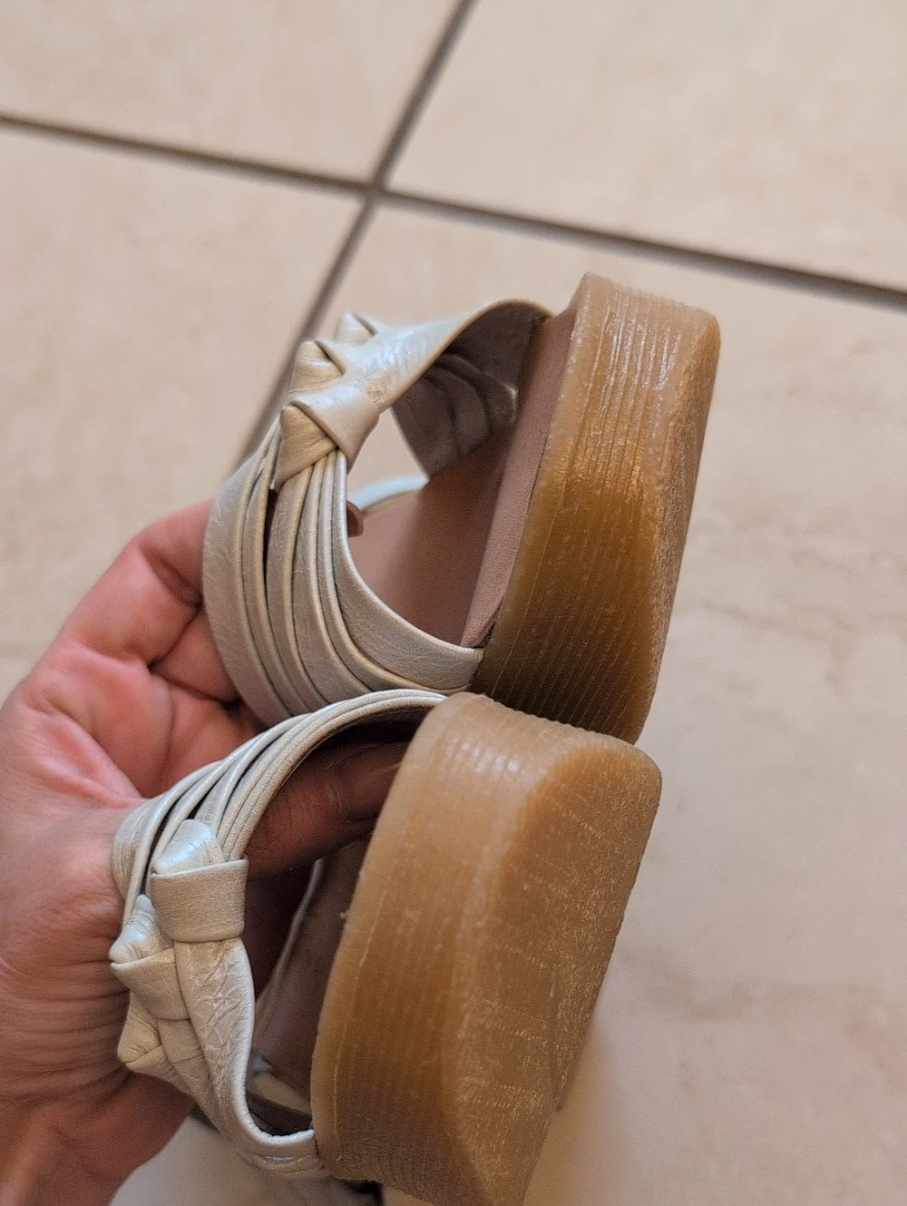 NEW Famolare Platforms White Strappy Leather Sandal Made In Italy Size 9